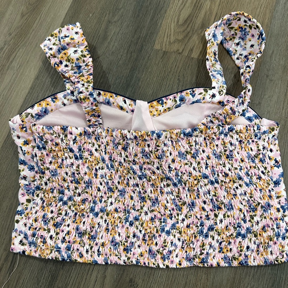 Floral Women's Crop Top - Picture 2 of 6